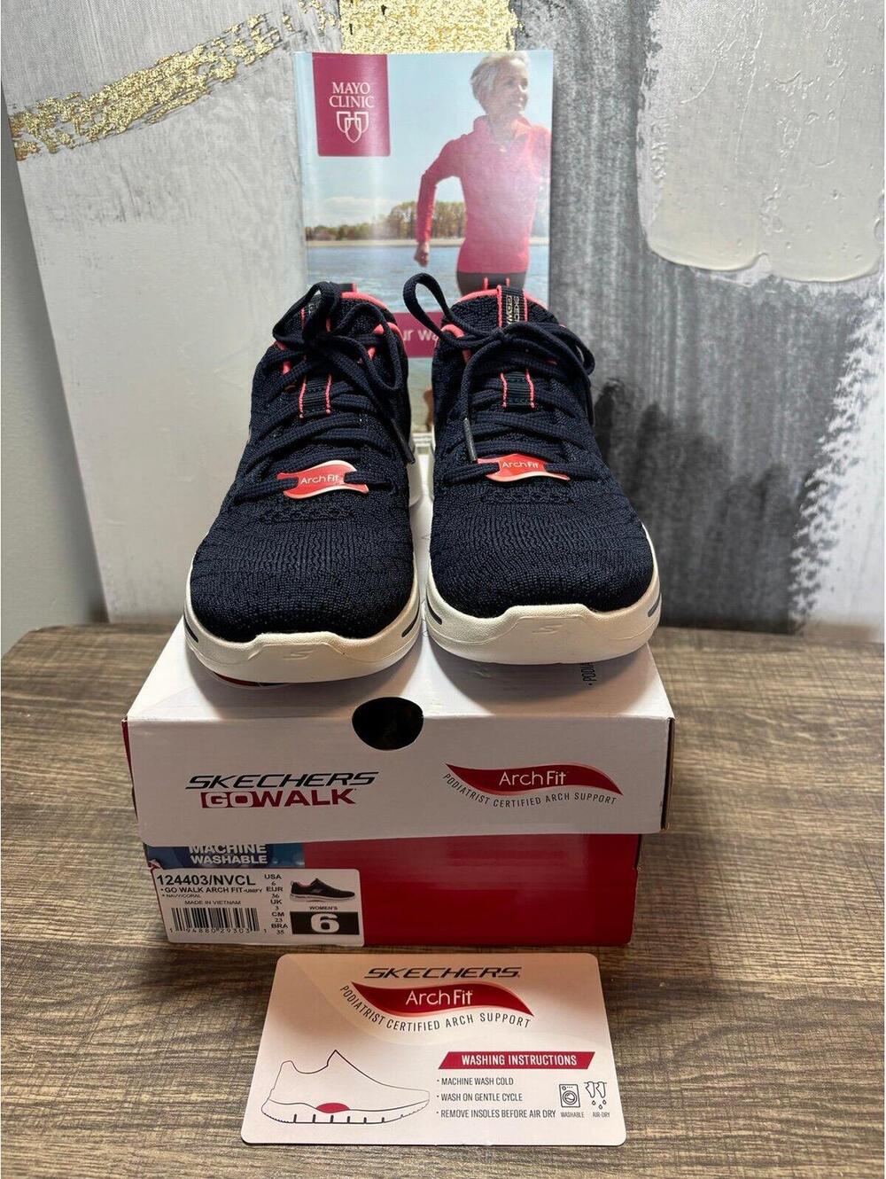 Skechers Tennis Shoes